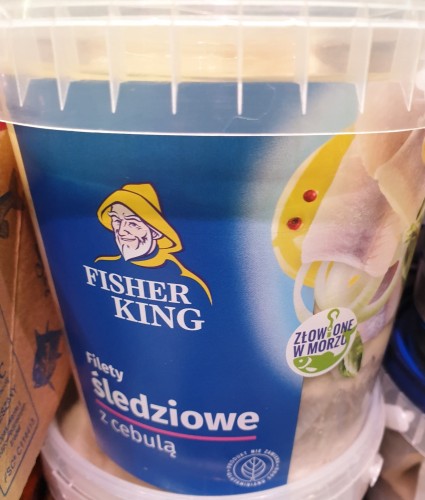 FISHER KING FILETY ŚLEDZIOWE Z CEBULĄ W OLEJU.jpg