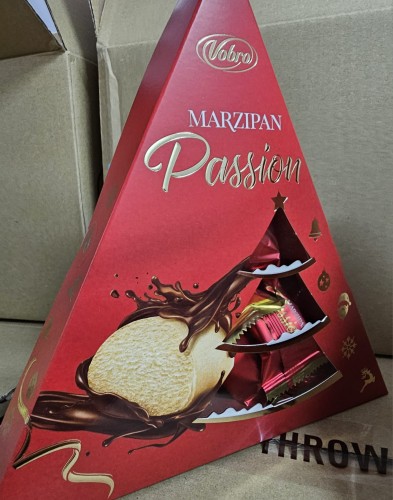 vobro_choinka_marcepan_126g.jpg