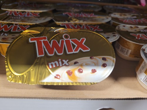 danone_jogurt_twix_120g.jpg
