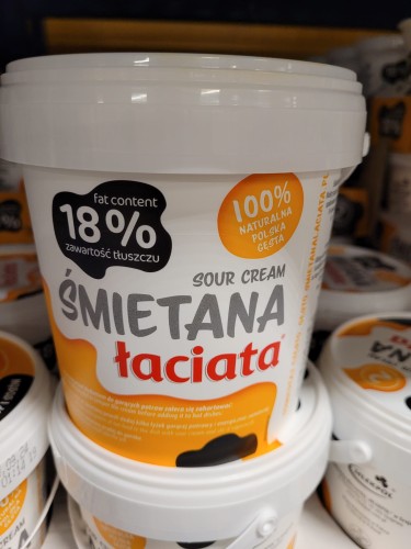 ŁACIATE_ŚMIETANA_18%_WIADERKO_1KG.jpg