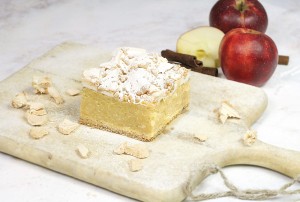 WÓJCIK SZARLOTKA Z BEZĄ OK.3KG