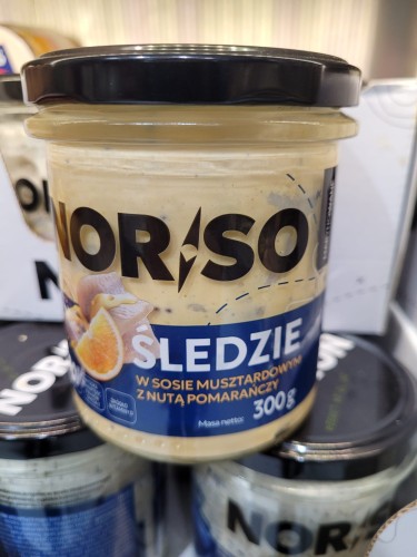 NORSO_ŚLEDZIE_W_SOSIE_MUSZTARDOWYM_Z_NUTĄ_POMARAŃCZY_300G.jpg