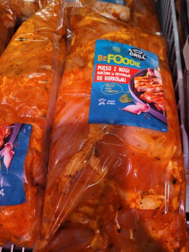MIĘSO_Z_NOGI_KURCZAKA_W_PRZYPRAWIE_DO_KARKÓWKI.jpg