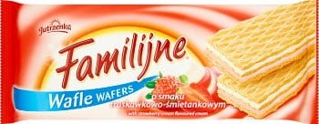 JUTRZENKA WAFLE TRUSKAWKOWO-ŚMIETANKOWE.jpg